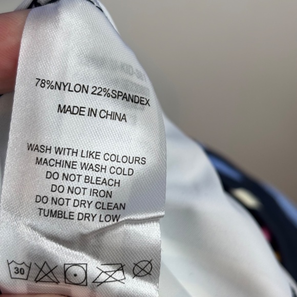 NWT Quince Girls Rainbow Leggings 12 Ultra-Form Active Pockets High Rise Dance - Picture 6 of 10